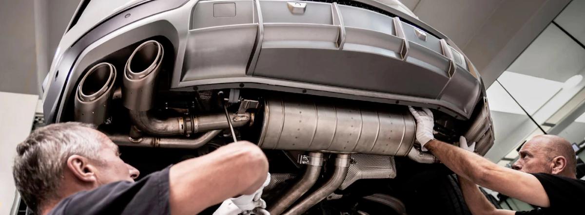 CERTIFIED REPAIRS AND ORIGINAL SPARE PARTS Responsive.webp